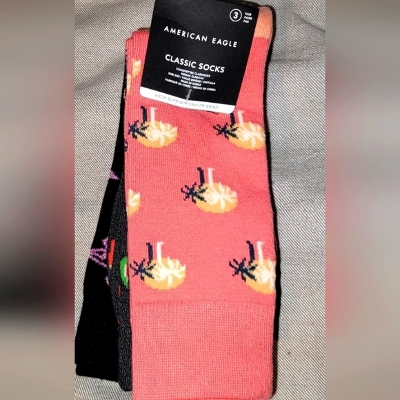 American Eagle Outfitters Other - Mens 3pk American Eagle Arch Support Tension Band Socks
